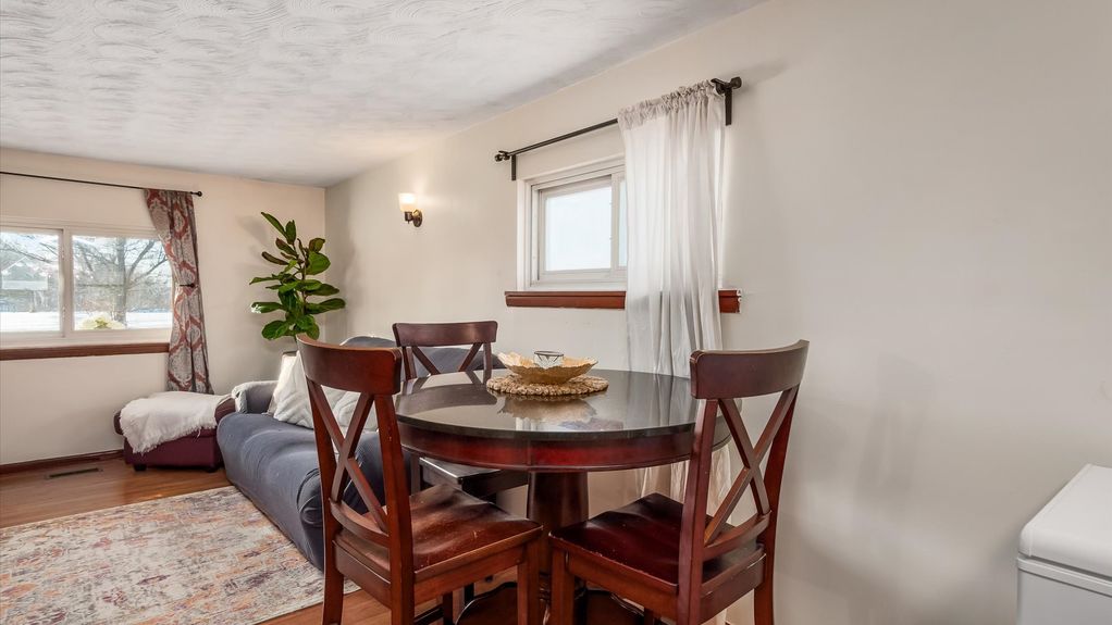 09-z 1168 Louada Dr011