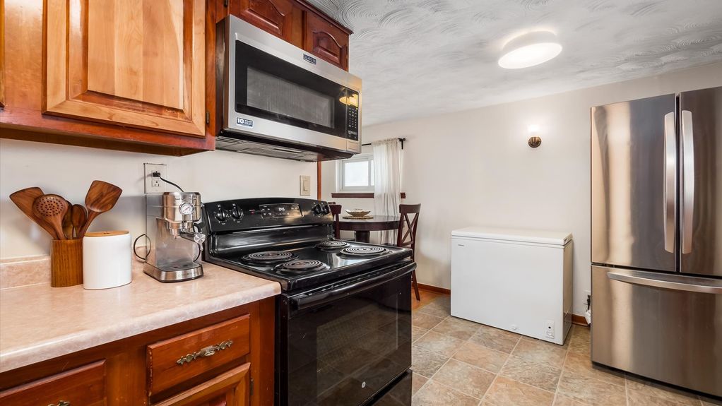 13-z 1168 Louada Dr027