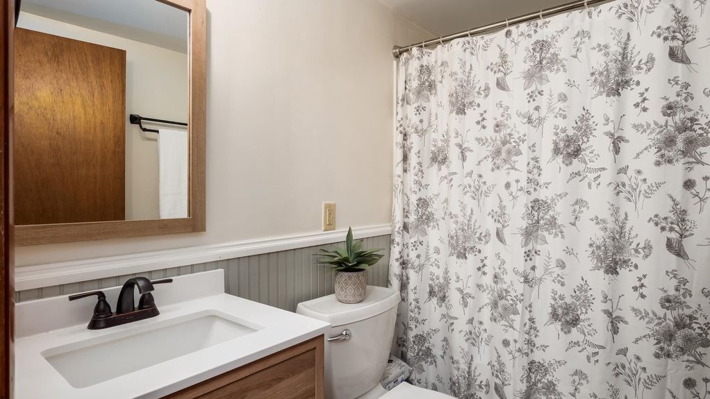 16-z 1168 Louada Dr043