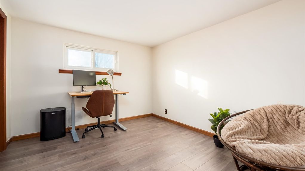 19-z 1168 Louada Dr035