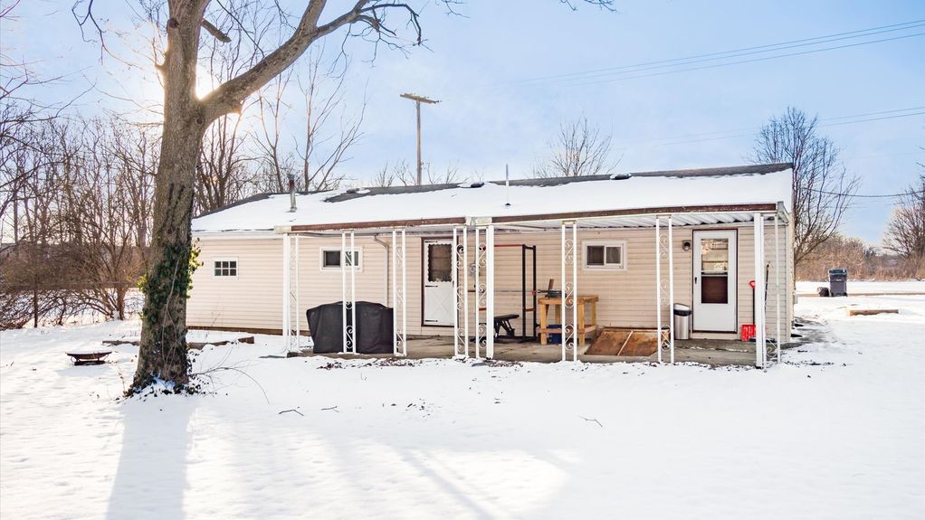 22-z 1168 Louada Dr057