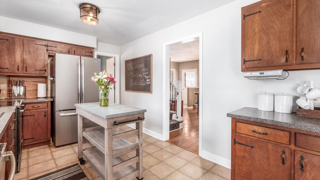 09-z 295 North Ave017-7