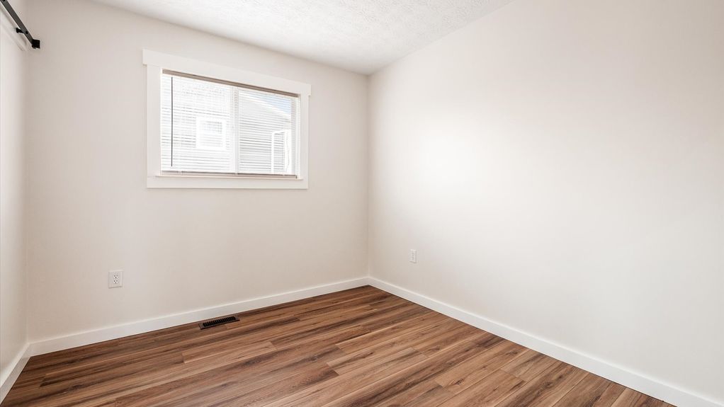 11-z 1834 Reddington041