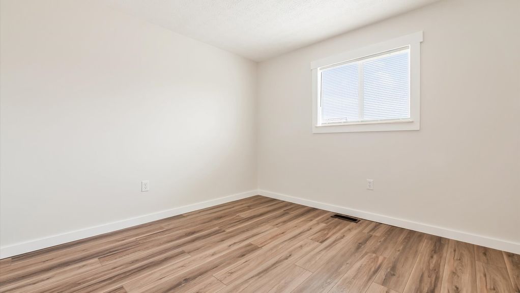 15-z 1834 Reddington061-HDR-2