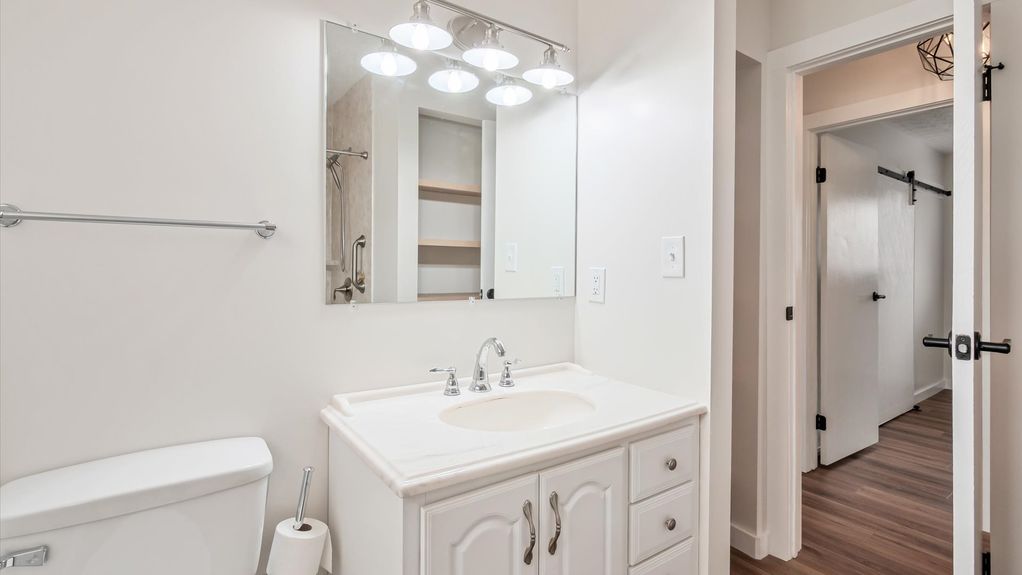 18-z 1834 Reddington076-HDR-2