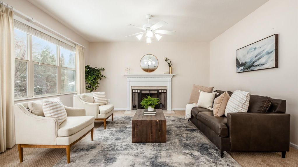 20-z 936 Howell Dr053