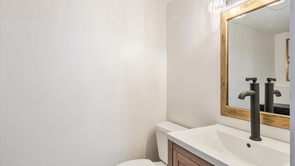 22-z 1834 Reddington096-HDR-2