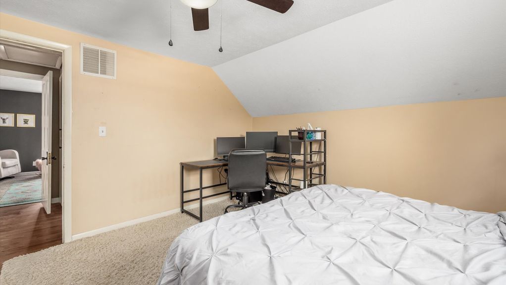 26-z 295 North Ave071-27