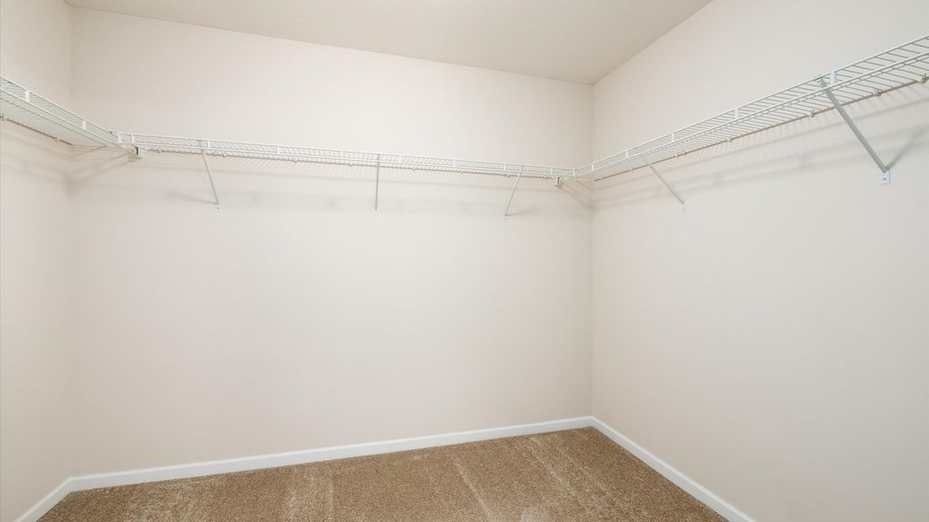 38-z 936 Howell Dr110