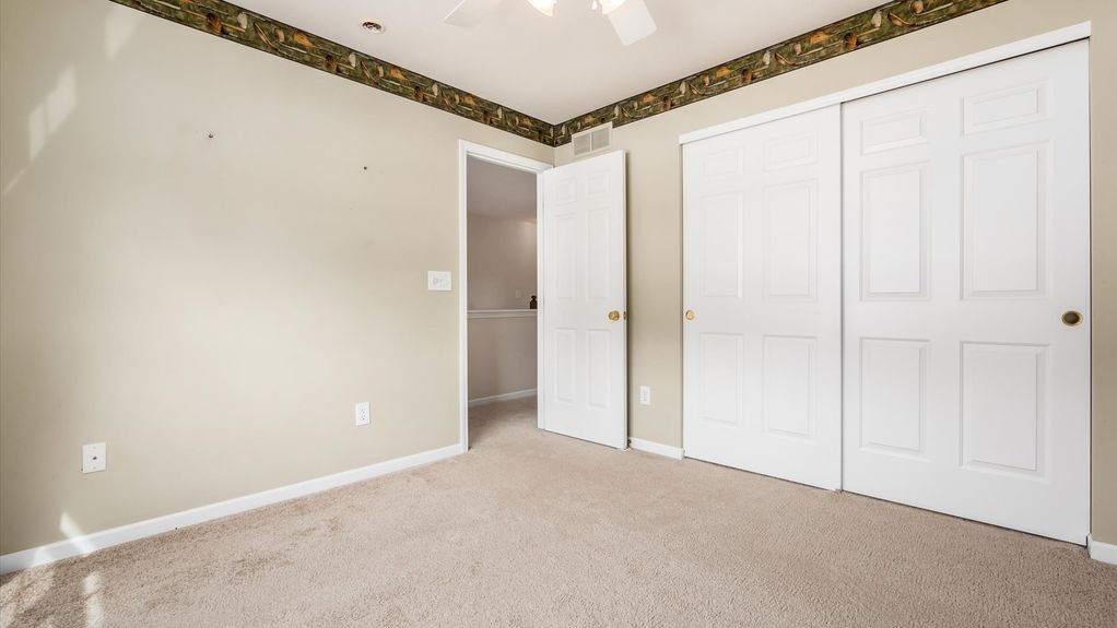 43-z 936 Howell Dr122