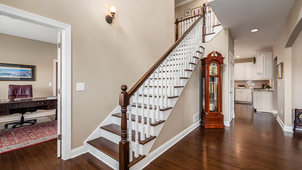 03-z 112 Gray Stone Ct066