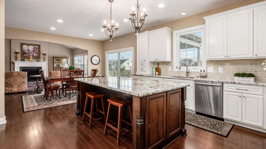 09-z 112 Gray Stone Ct008