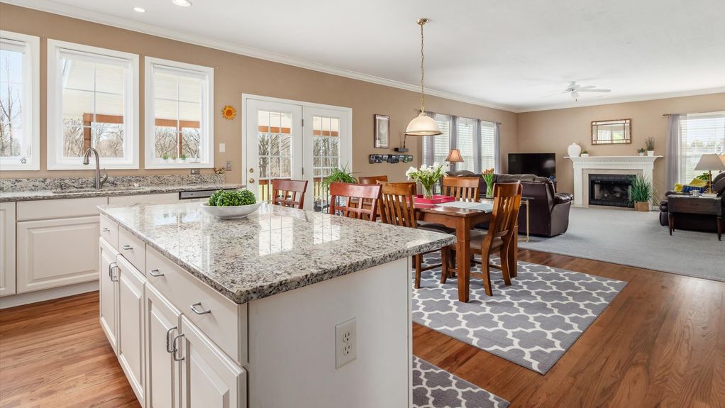 11-z 133 Balbriggan Ln interior044