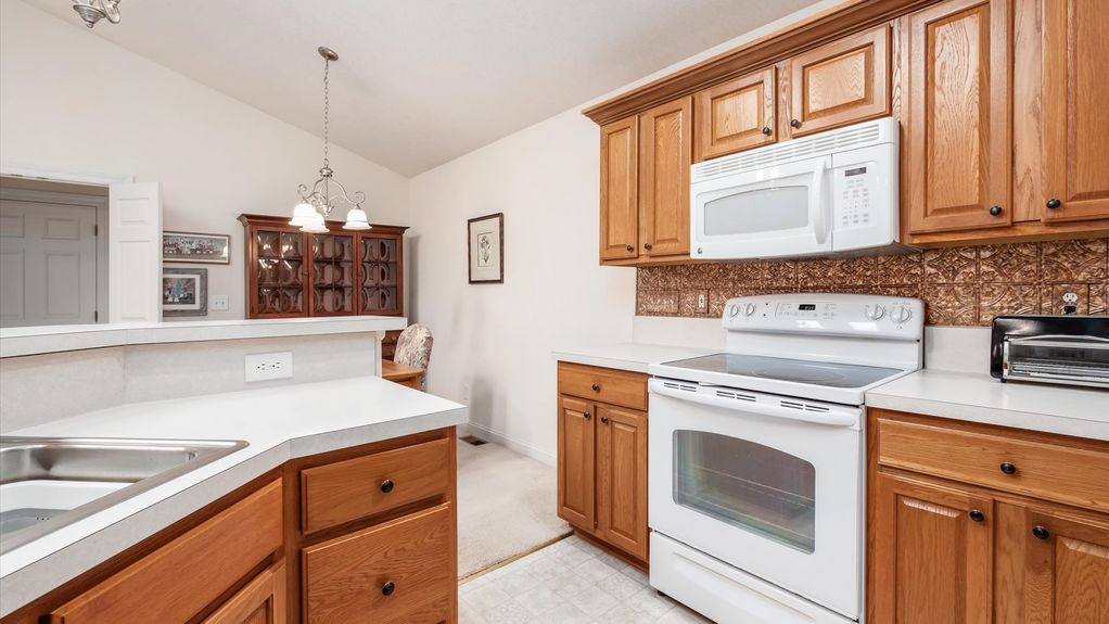 11-z 1448 Meadow Ridge029