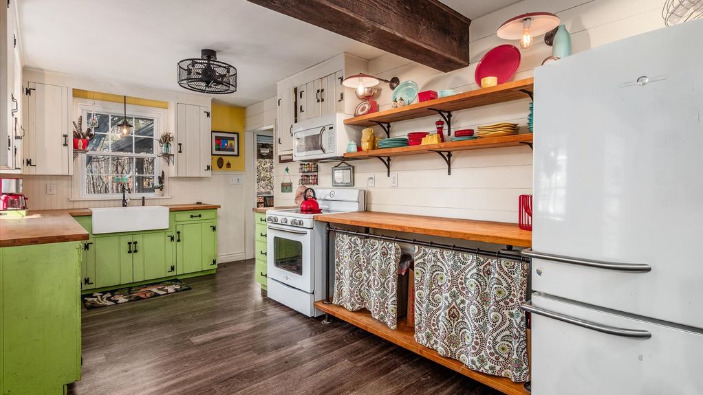 14-z 1749 North St076