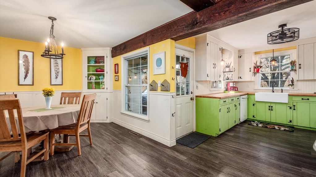 15-z 1749 North St079