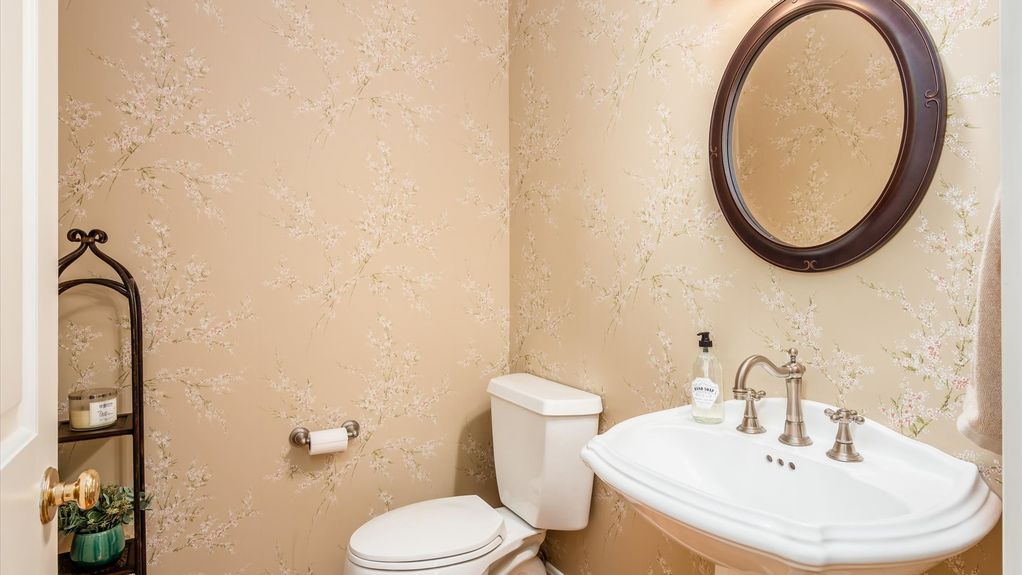 16-z 179 Carmarthen Way101