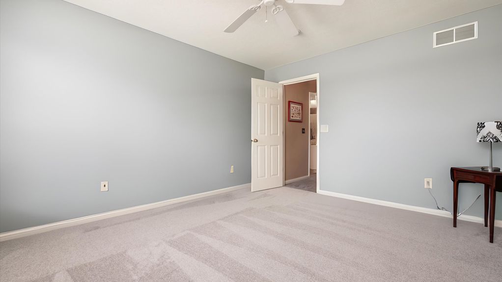 2-498c922b-b9f4-4097-a270-dd9dab9c4635