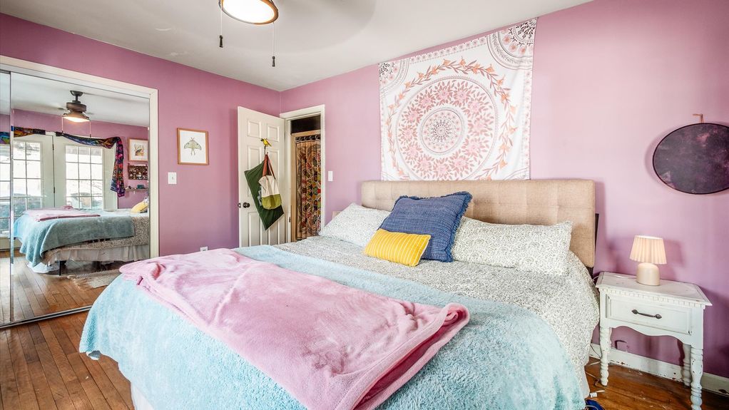 21-z 1749 North St029