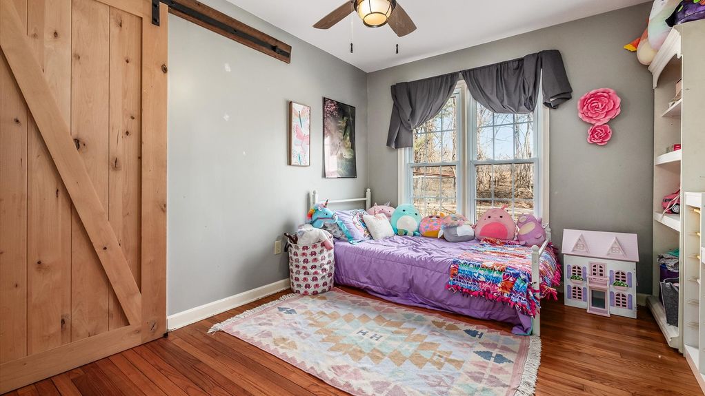 24-z 1749 North St035