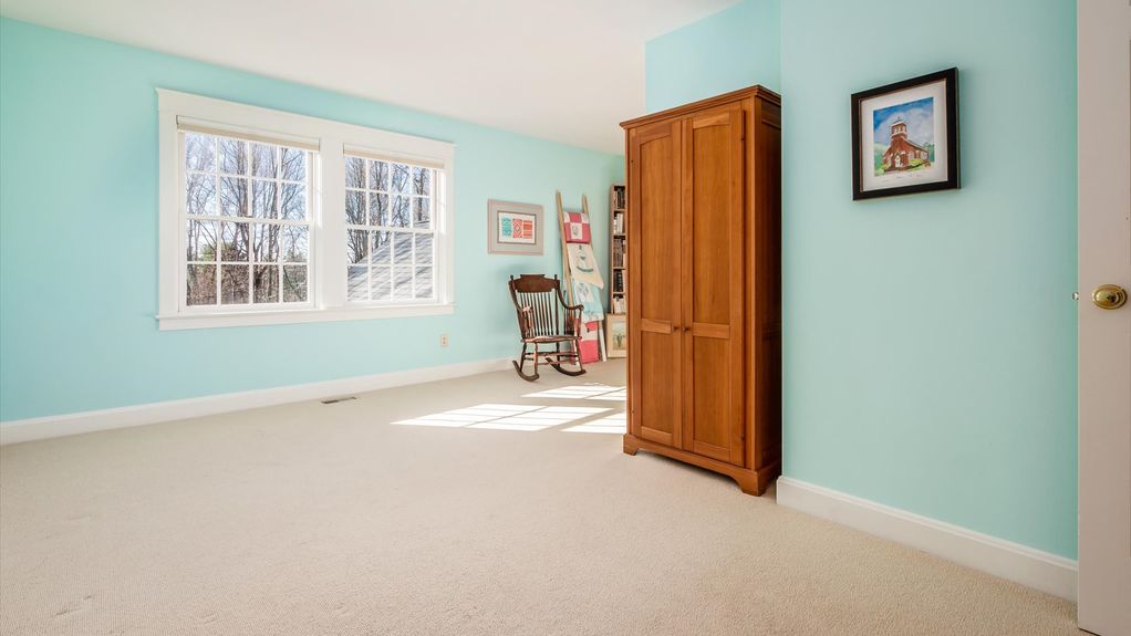 25-z 179 Carmarthen Way141