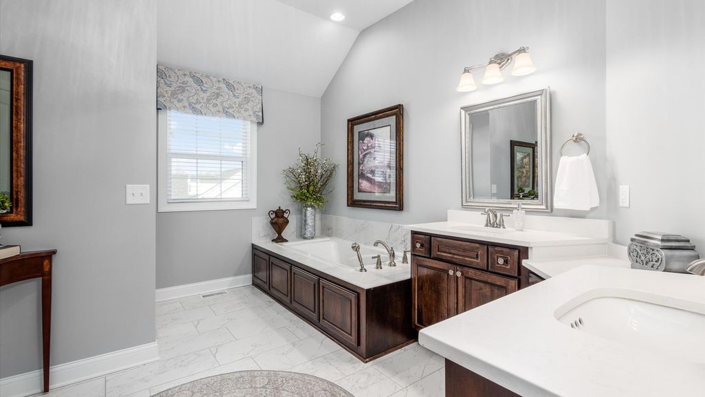 30-z 112 Gray Stone Ct141