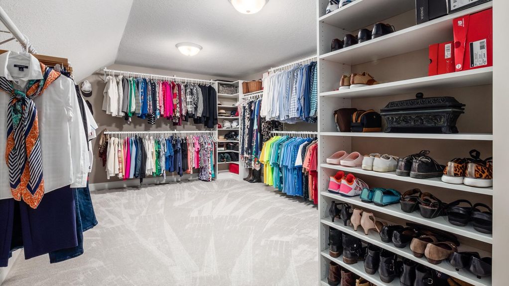 33-z 112 Gray Stone Ct153