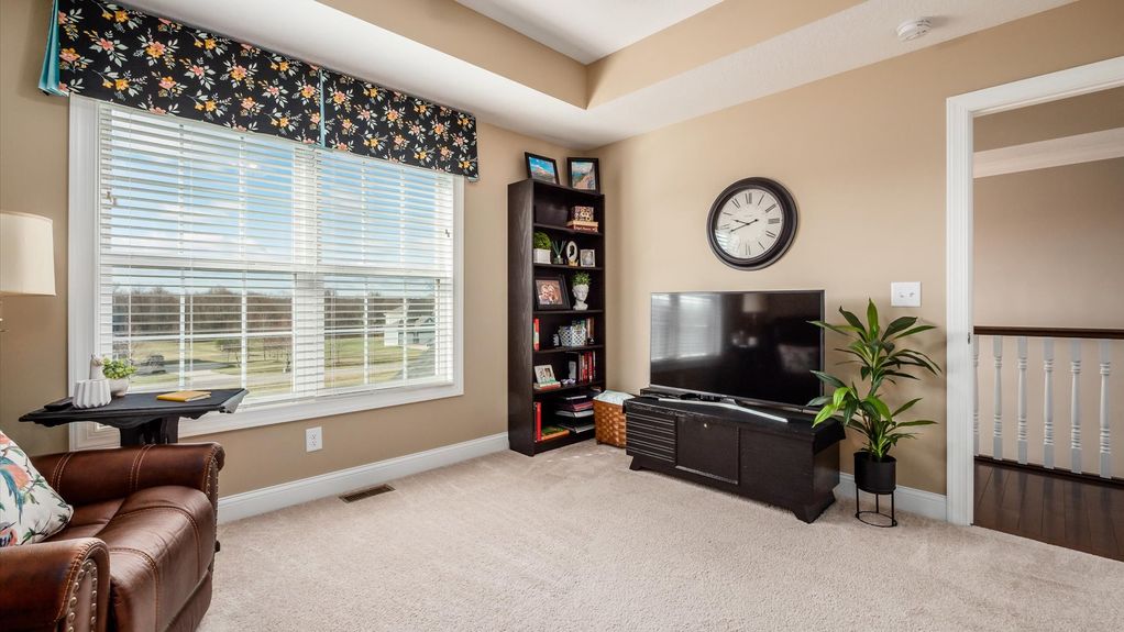 35-z 112 Gray Stone Ct098