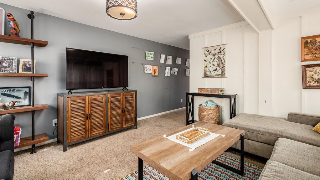 44-z 1749 North St052