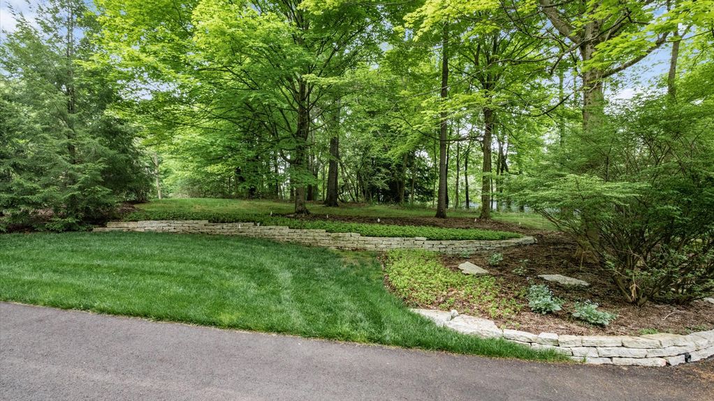 46-02-z 179 Carmarthen002