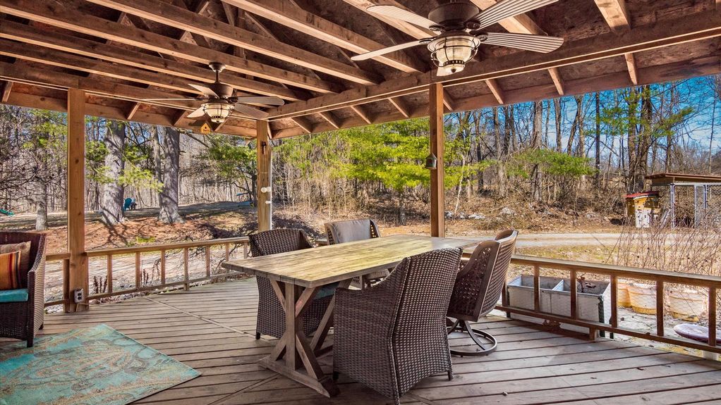 47-z 1749 North St096-2