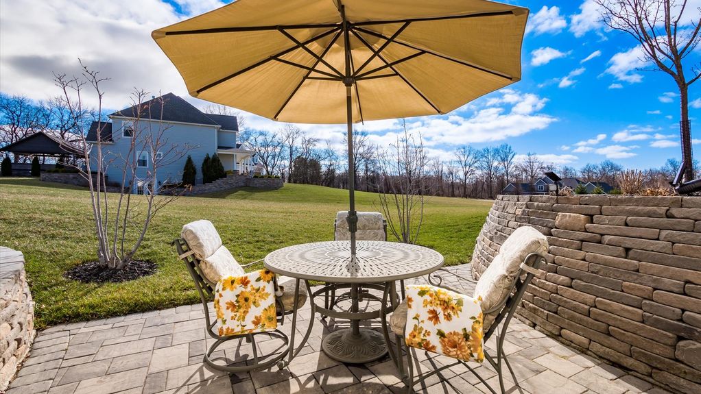 51-z 112 Gray Stone Ct209-2