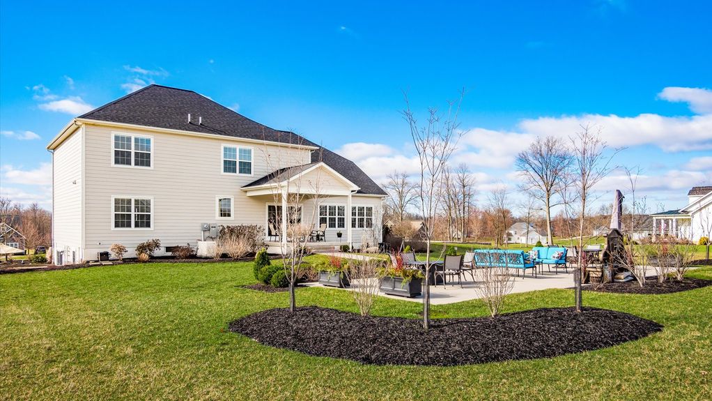 56-z 112 Gray Stone Ct219-2