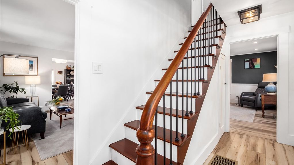 03-z 231 N Granger St001