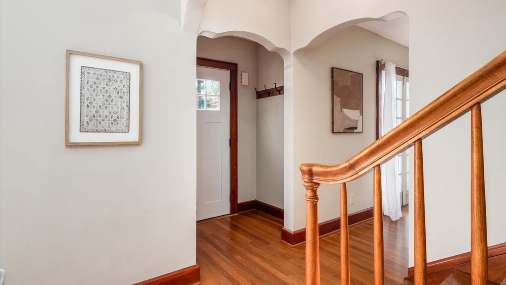 04-z 231 S Prospect St004