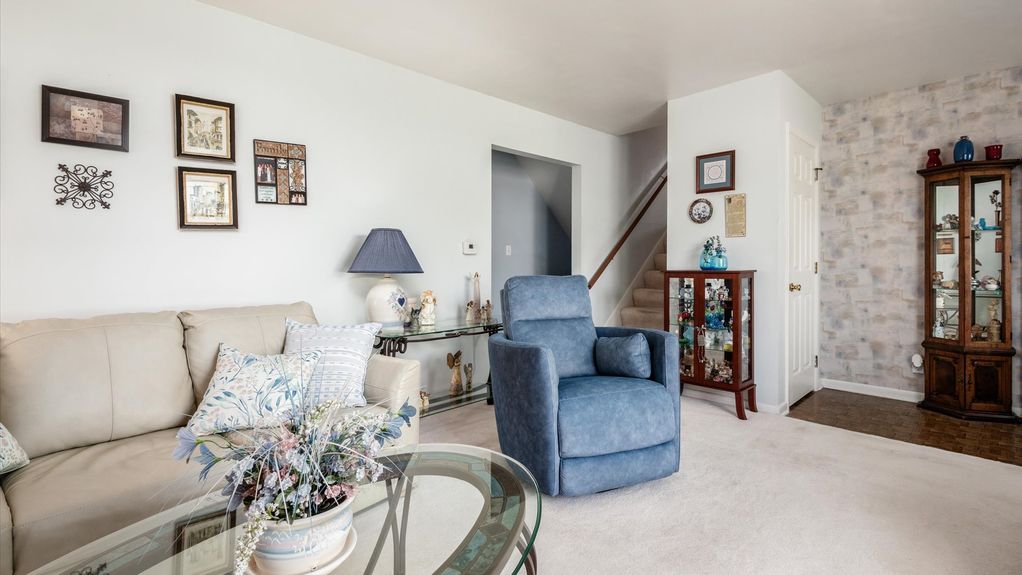 08-z 108 N 24th St043