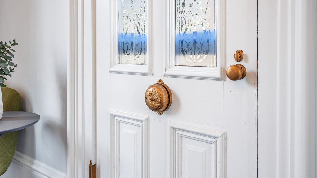 10-z 134 N Pearl St020