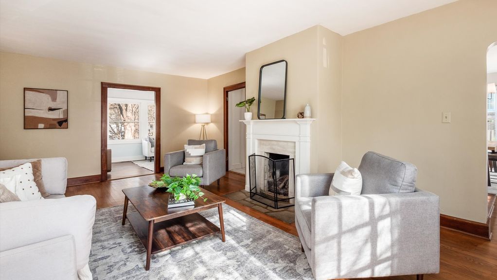 11-z 231 S Prospect St039