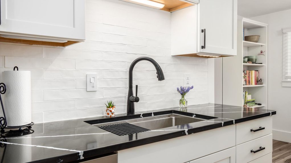 13-z 231 N Granger St027