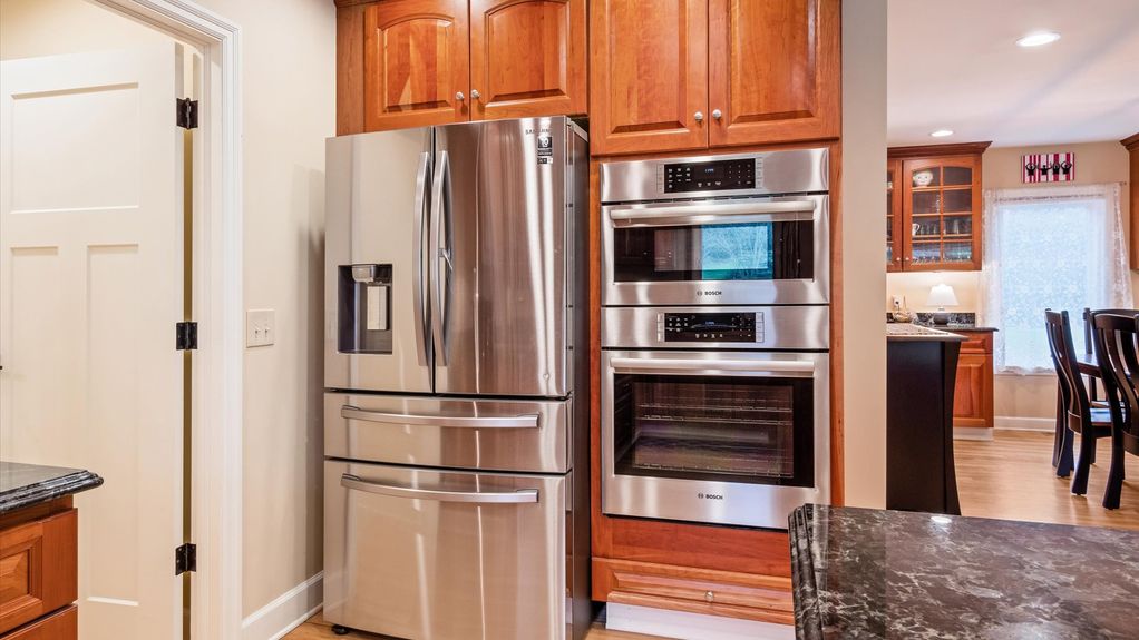 15-z 98 Wexford Dr073
