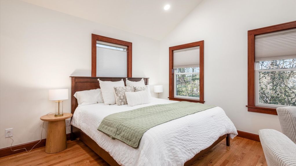 18-z 231 S Prospect St062