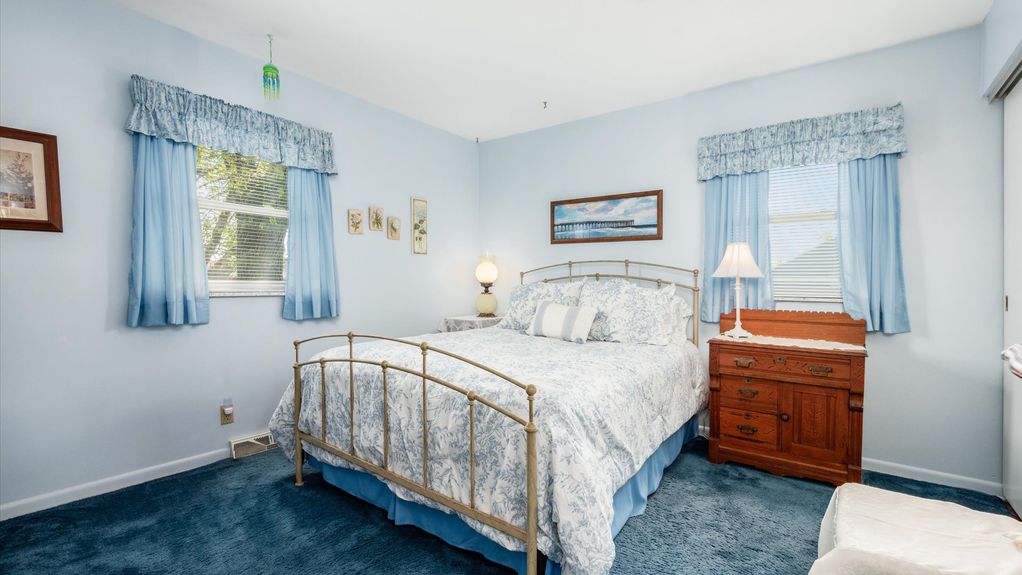 20-z 108 N 24th St010