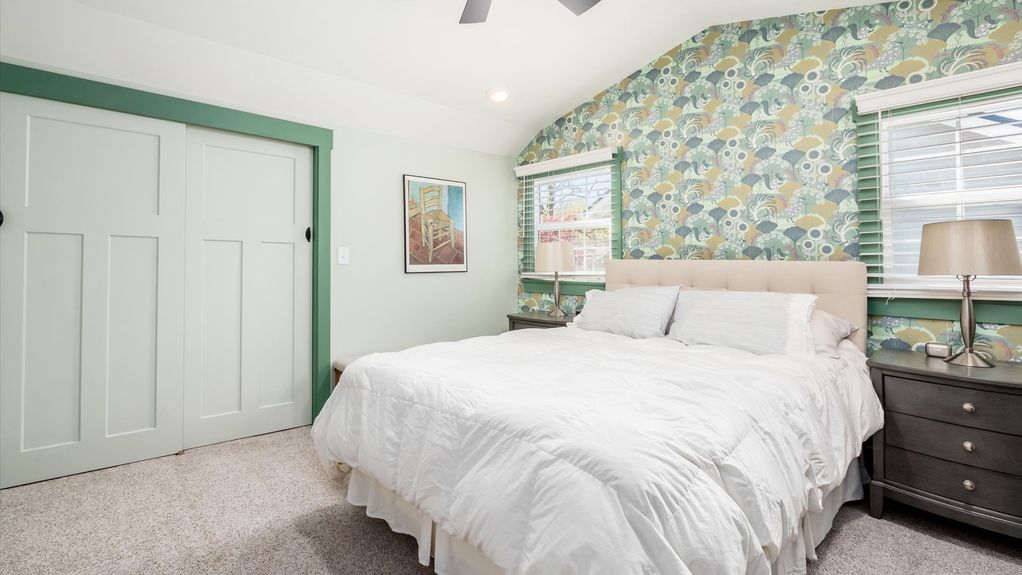 23-z 231 N Granger St057