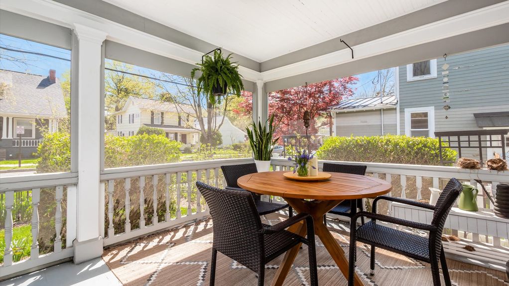 29-z 231 N Granger St082