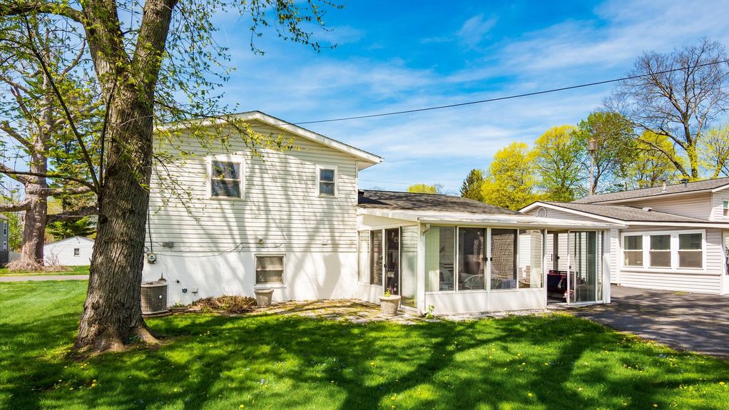 30-z 108 N 24th St077-2