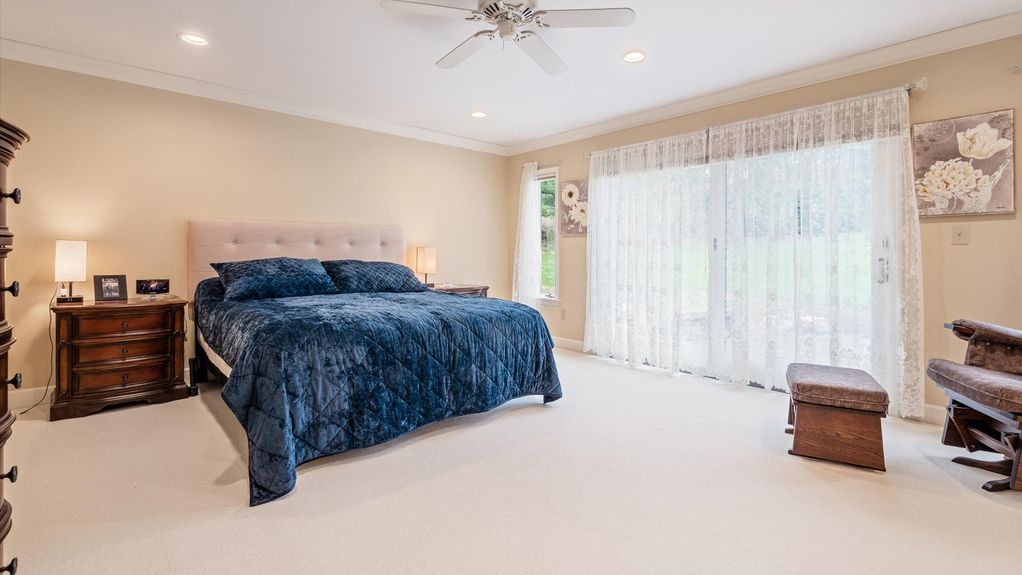 30-z 98 Wexford Dr150