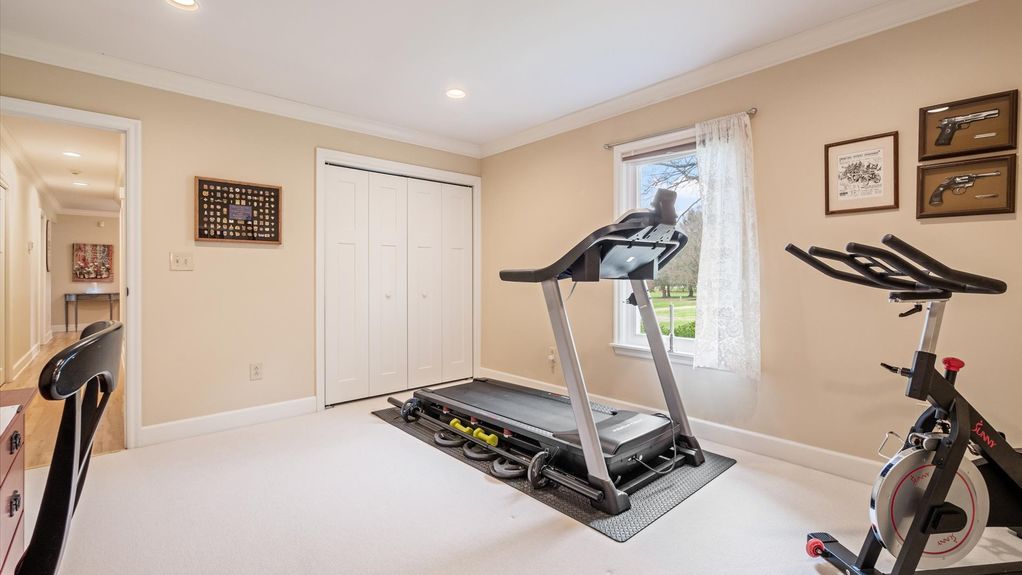 37-z 98 Wexford Dr185