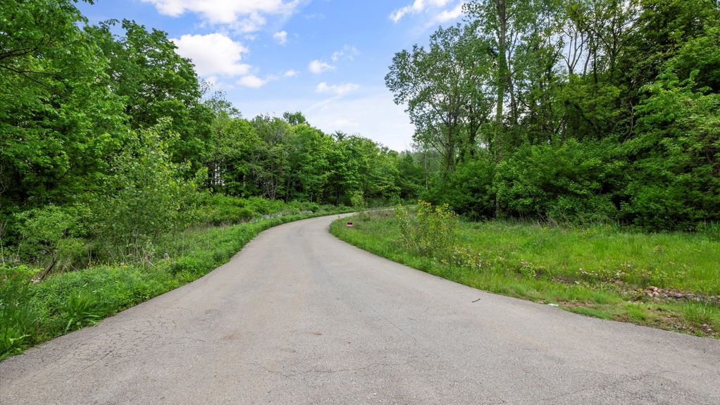 01-z 2971 Lancaster Rd002