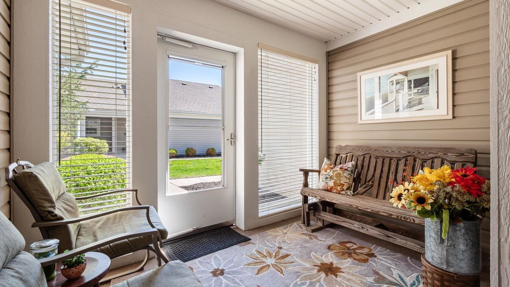 05-z 42 Ellington Commons143