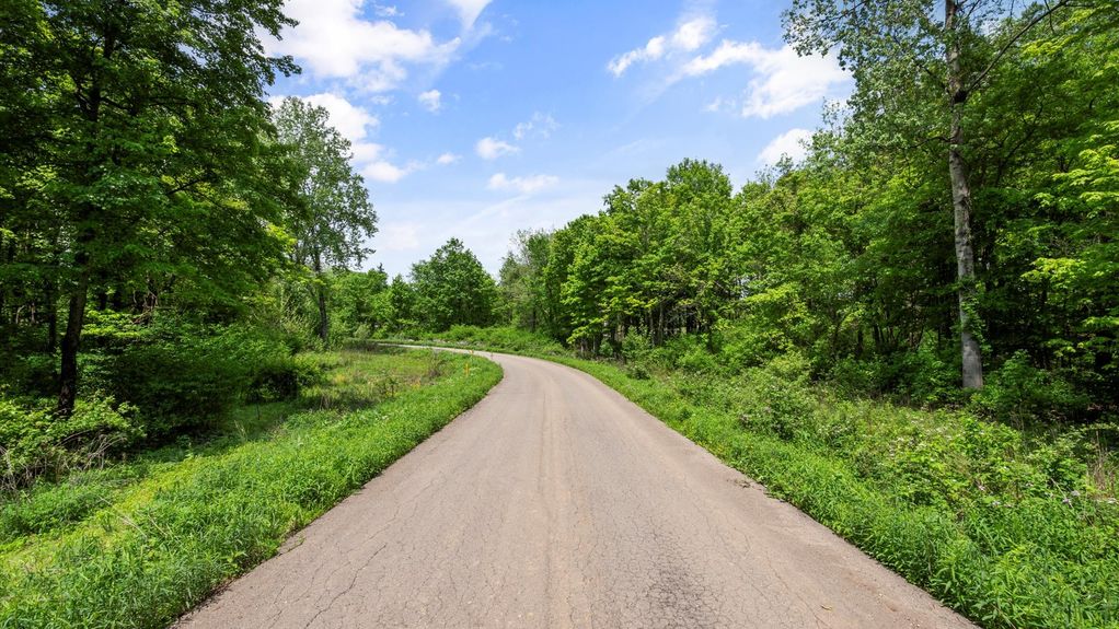 07-z 2971 Lancaster Rd008